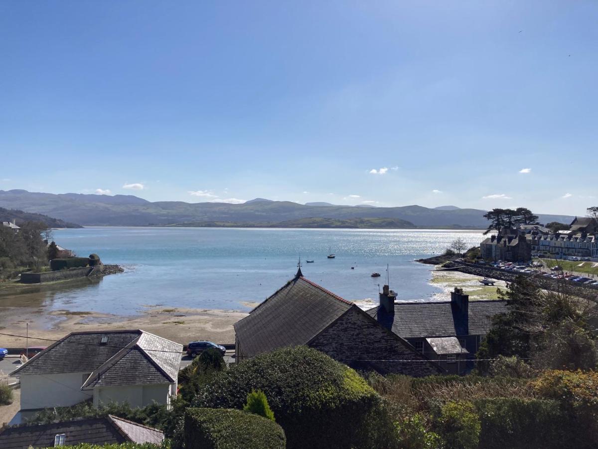 Tegfryn , 5*, Sea View, Borth Y Gest Villa Porthmadog Bagian luar foto