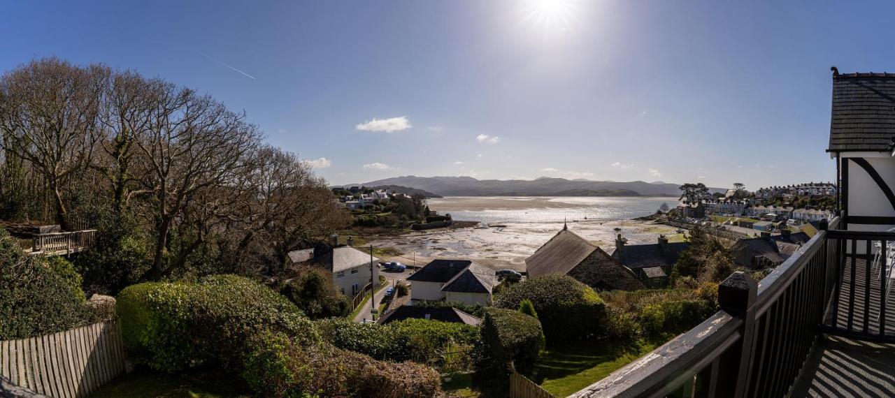 Tegfryn , 5*, Sea View, Borth Y Gest Villa Porthmadog Bagian luar foto